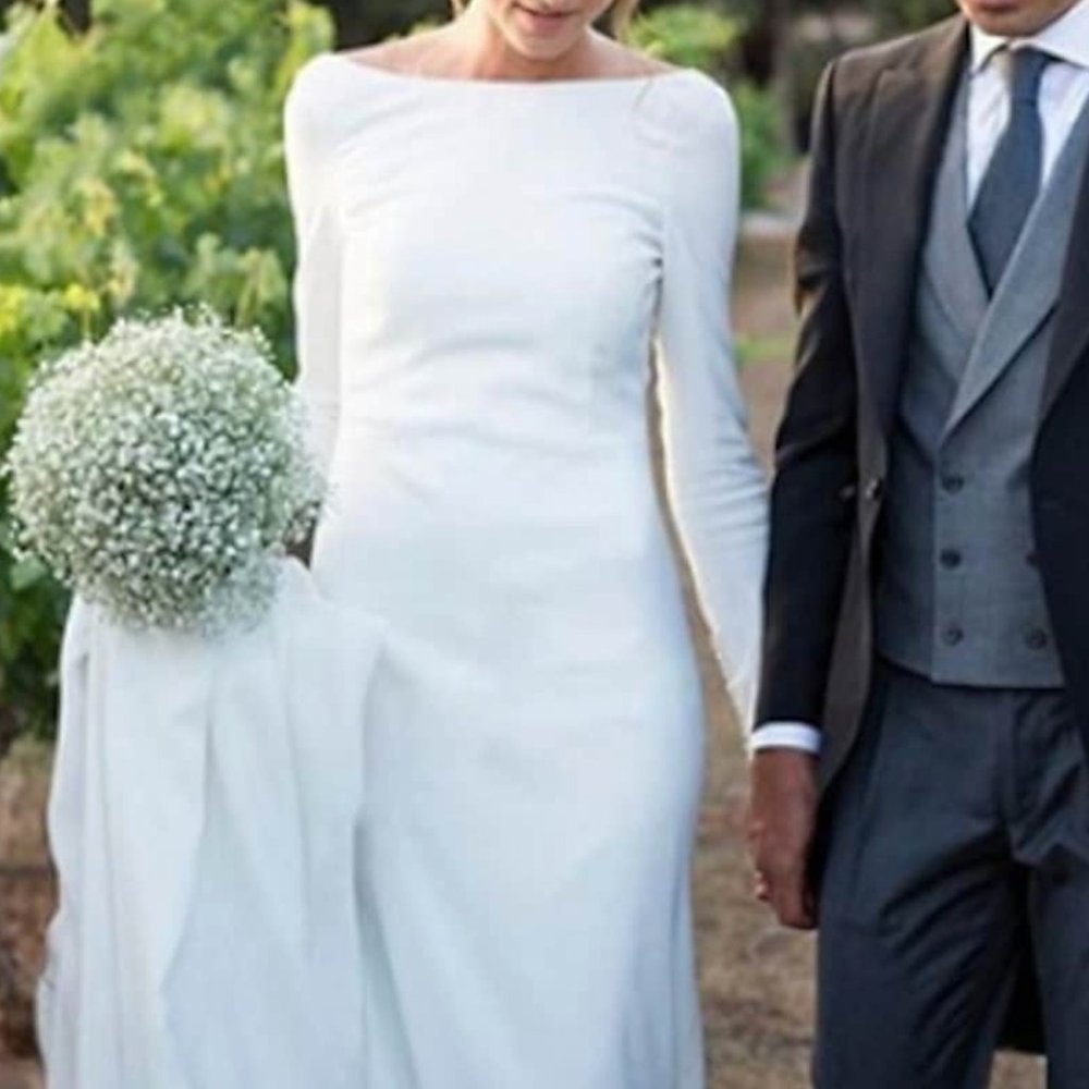 Classic Boat neck, backless wedding dress